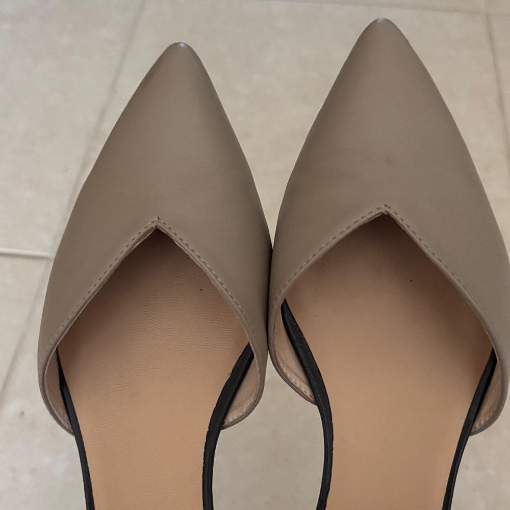 All Black Flats - Picture 4 of 6